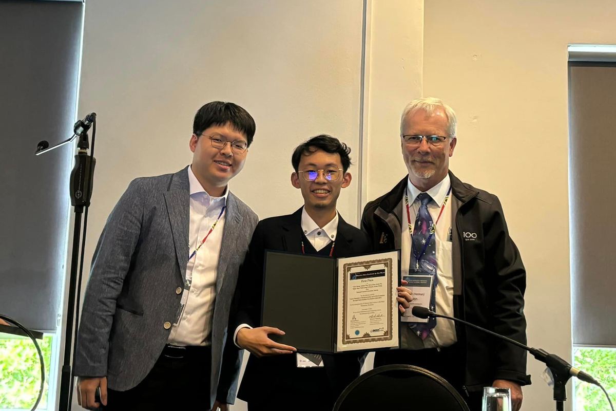 YiYu Chang and Yuhsiu Tien, National Central University, Taiwan